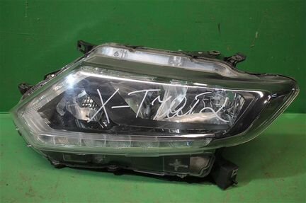 Фара левая Nissan X-Trail T32 2015