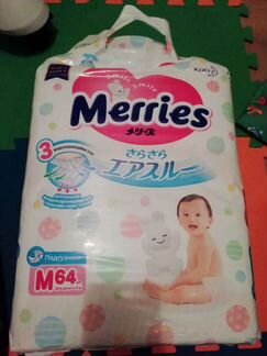 Подгузники Merries M 64 шт