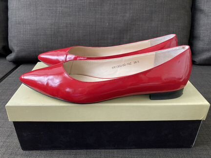 Туфли женские лаковые 38,5 размер