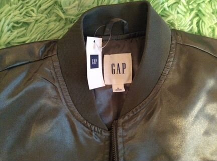 Новый атласный плащ Gap