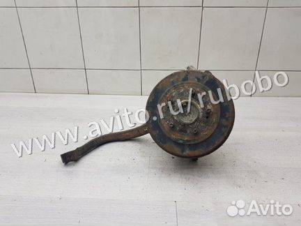 Кулак задний левый Mitsubishi Galant 8 USA 4G64