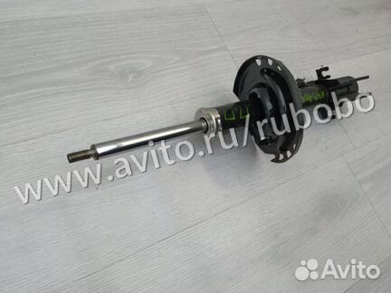 Амортизатор передний правый Nissan Note E11 54302B