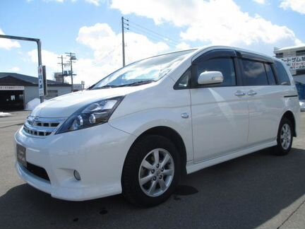 Toyota Isis 1.8 CVT, 2010, 75 000 км