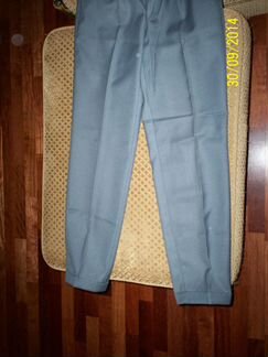 Брюки серые для школы новые