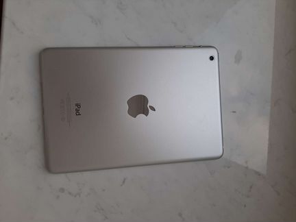 iPad mini 1 поколение