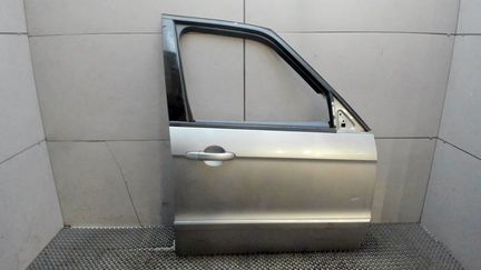 Стекло боковой двери правое переднее Ford Galaxy