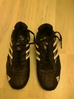 Спортивные тапочки